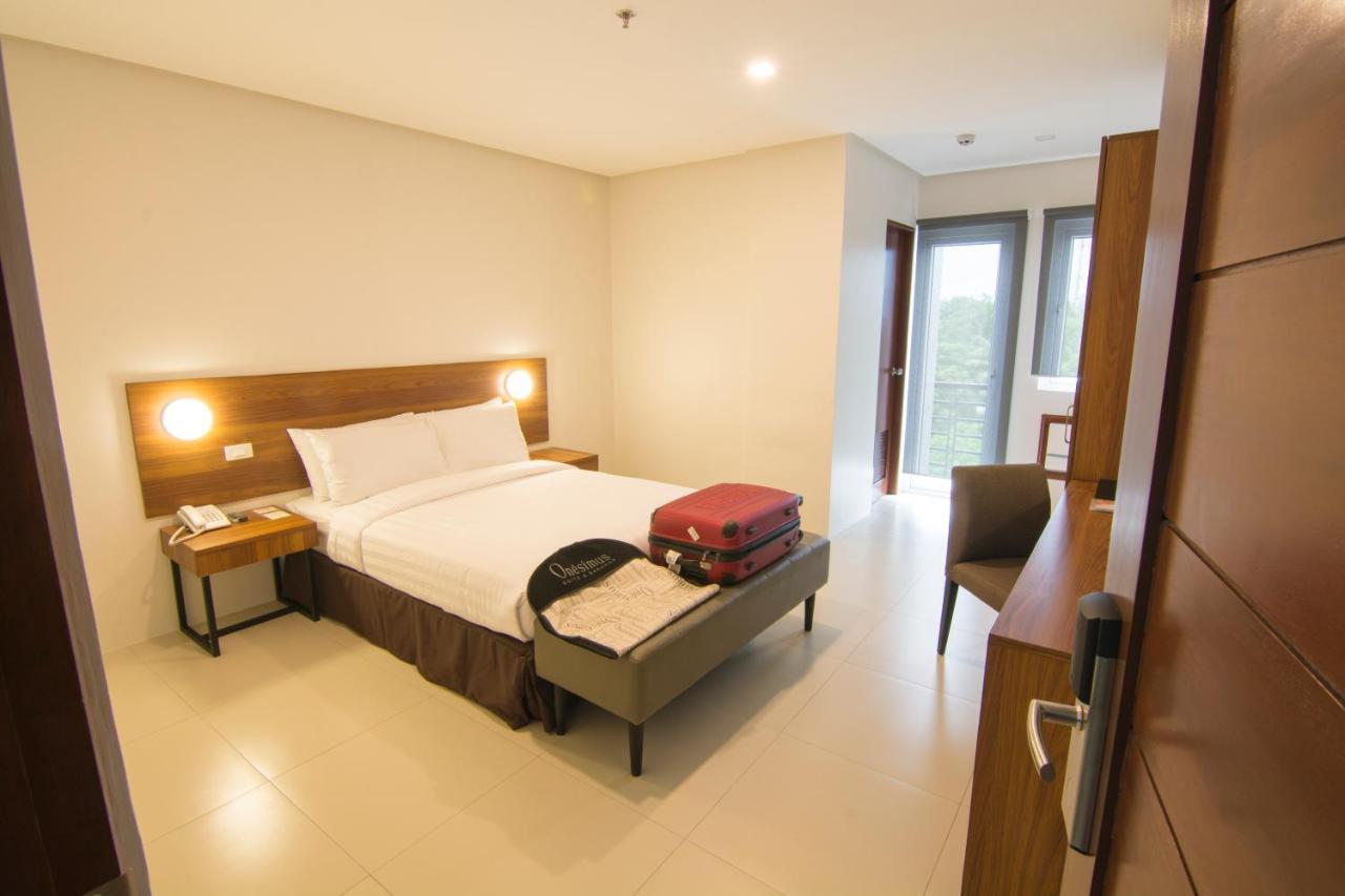 Mango Suites Cauayan Exterior foto
