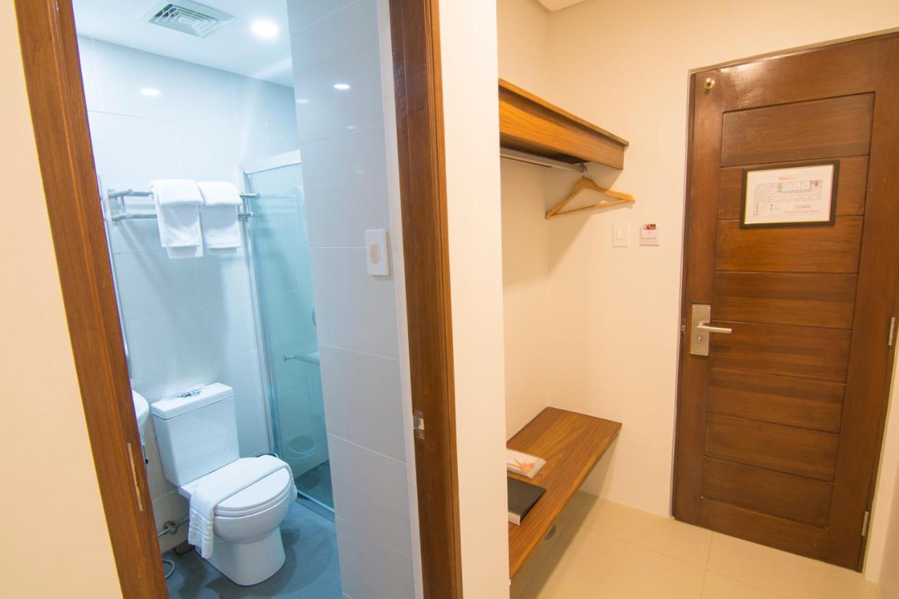 Mango Suites Cauayan Exterior foto